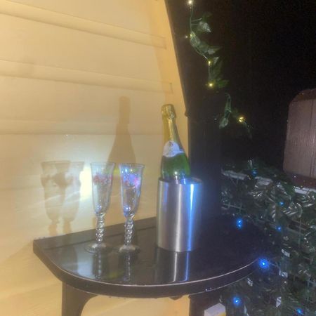 カーンドナーArch Pod & Hot Tubアパートメント エクステリア 写真