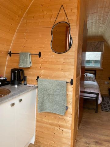 カーンドナーArch Pod & Hot Tubアパートメント エクステリア 写真